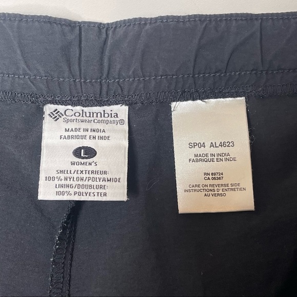 Columbia Black Belted Cargo Shorts - Picture 7 of 7